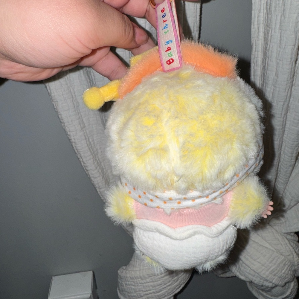 Baby Three Key Charm. - Picture 2 of 2